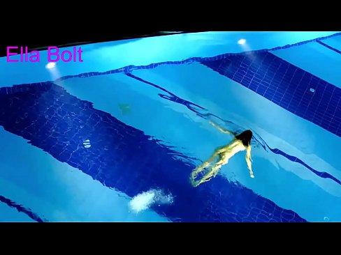 ❤️ No puedo dejar de mirar, joven rubia pillada nadando desnuda en la piscina del complejo ELLA BOLT Porno casero en es.vanalize.ru ❌️❤️❤️❤️❤️❤️❤️❤️